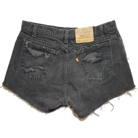 Vtg Levi's 560 Orange Tab Distressed Jean Shorts - Picture 7 of 8